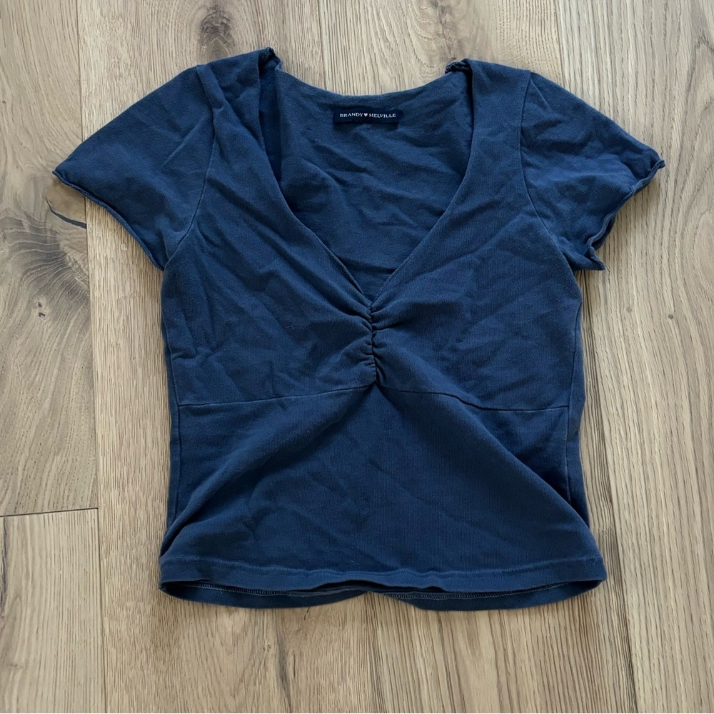 Brandy Melville Blue Ruched V-Neck Fitted Tee – One Size